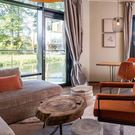 Stylish Retreat With Garden Holiday home