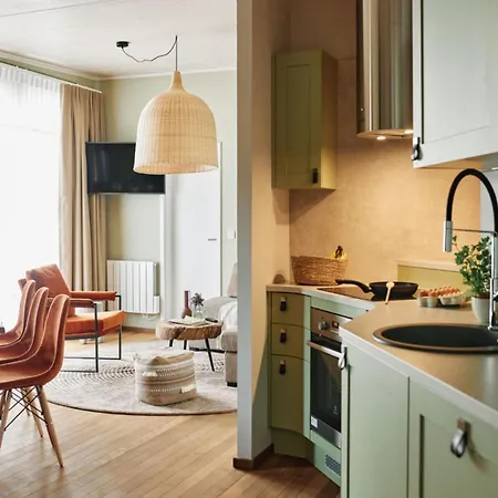 Stylish Retreat With Garden Holiday home